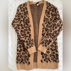 LEOPARD CARDIGAN